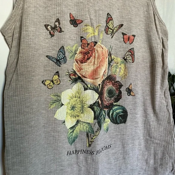 Dirtee Laundry Tank - Picture 2 of 4